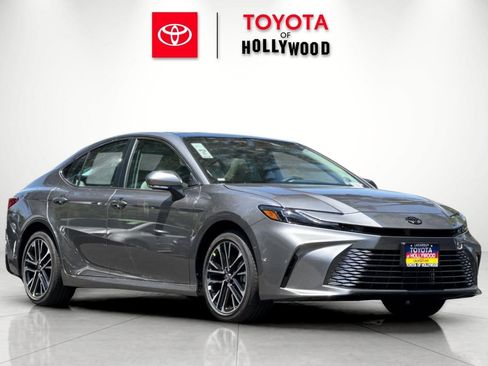 New 2026 Toyota Camry XLE FWD image 2