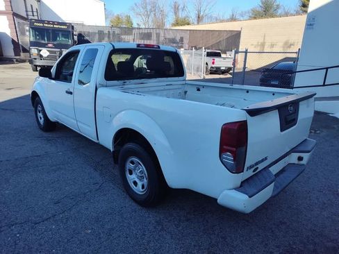 Used 2017 Nissan Frontier S image 3