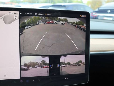 Used 2023 Tesla Model Y Long Range image 24