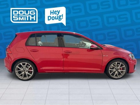 Used 2017 Volkswagen Golf 4-Door FWD image 5