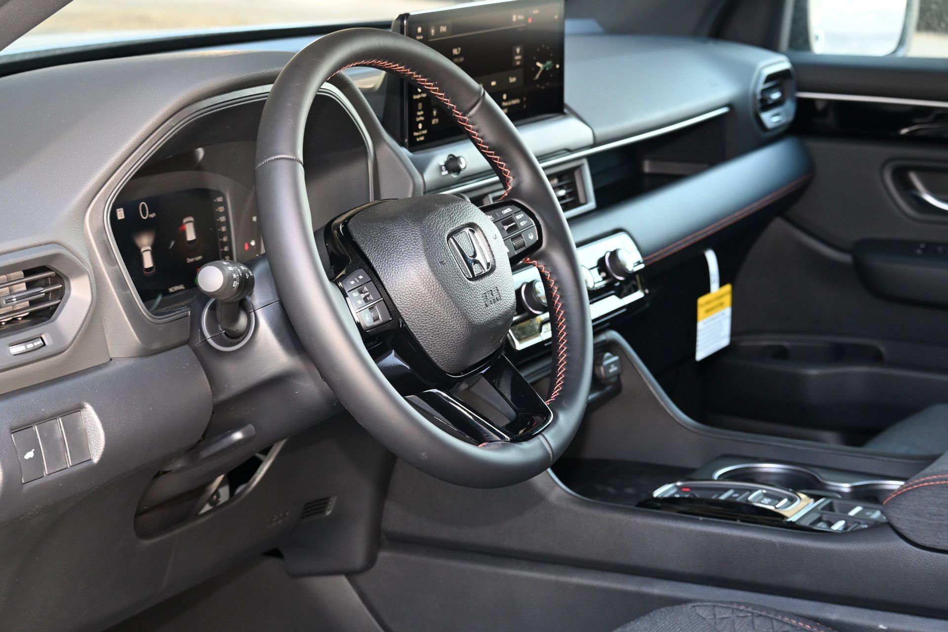 New 2026 Honda Pilot Sport image 15