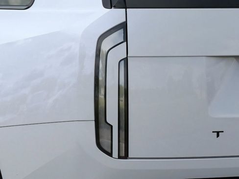 New 2027 Kia Telluride EX X-Line w/ Towing Package AWD/4WD image 11