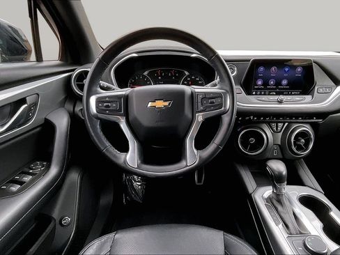 Used 2020 Chevrolet Blazer LT FWD image 5