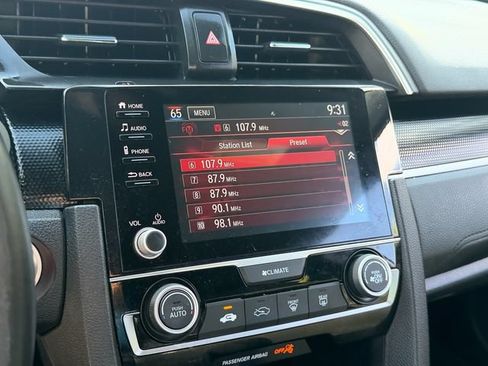 Used 2021 Honda Civic Sport image 25