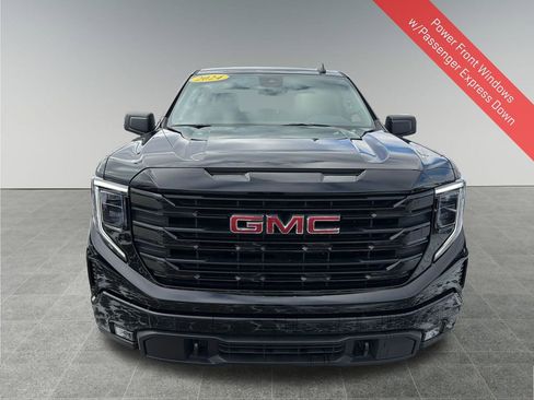 Used 2024 GMC Sierra 1500 Elevation image 10