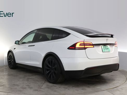 Used 2023 Tesla Model X AWD/4WD image 17