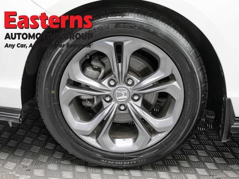 Used 2024 Honda Accord EX image 31