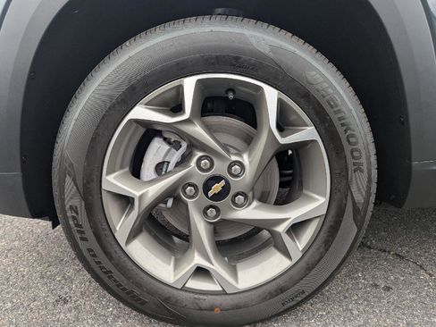 New 2026 Chevrolet Trax LT w/ Driver Confidence Package image 13