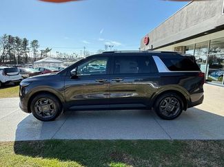 New 2026 Kia Carnival EX video 3