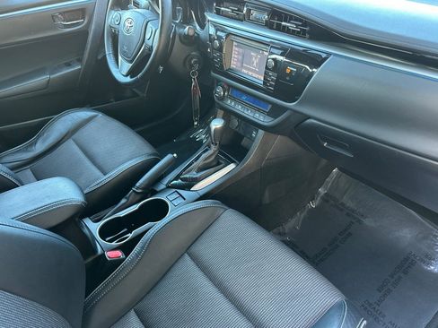 Used 2015 Toyota Corolla S image 18