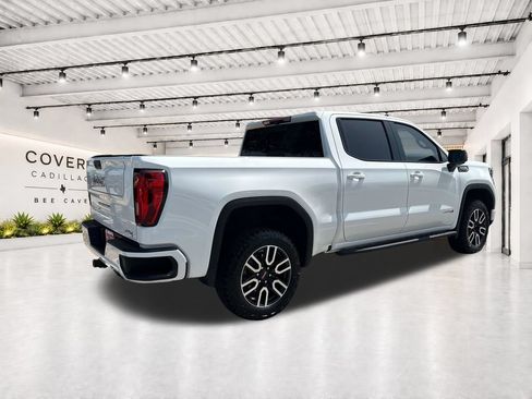 Used 2023 GMC Sierra 1500 AT4 w/ AT4 Premium Package AWD/4WD image 10