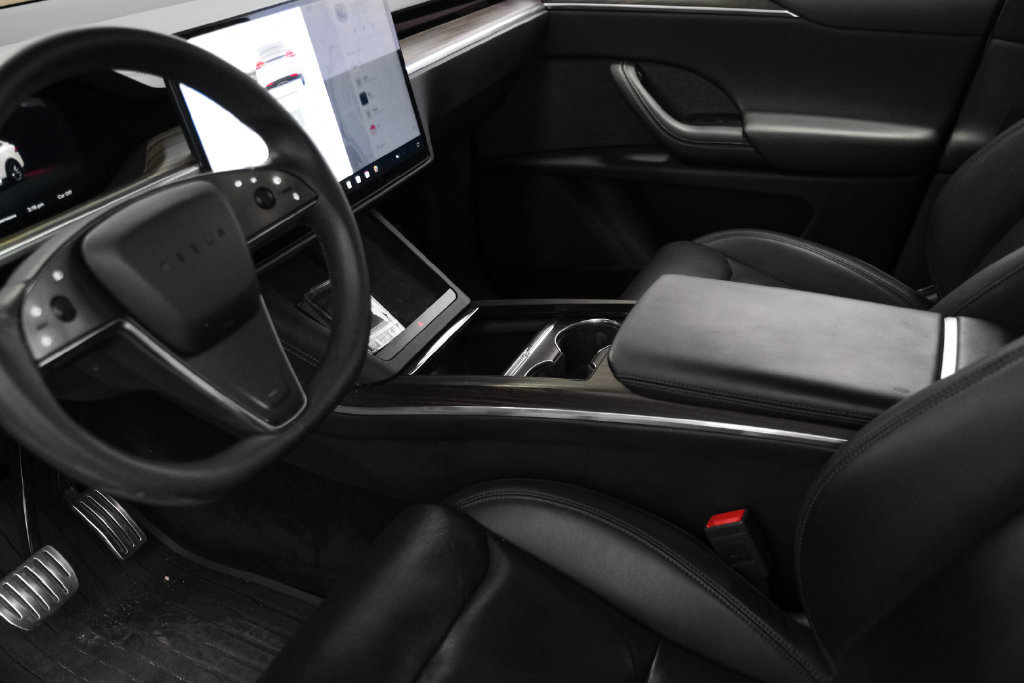 Used 2024 Tesla Model X AWD/4WD image 24