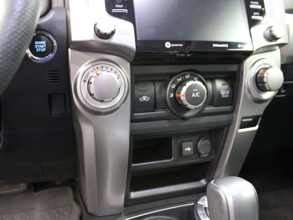 Used 2022 Toyota 4Runner SR5 Premium w/ Moonroof Package AWD/4WD image 50
