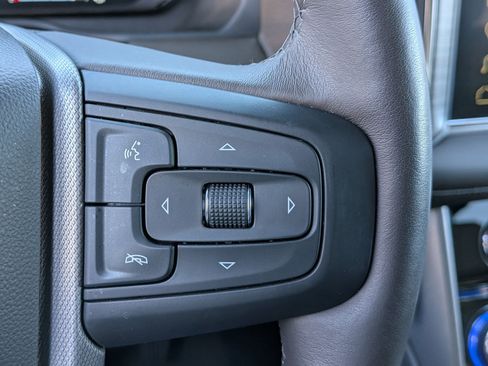 Used 2024 GMC Yukon Denali w/ Denali Reserve Package image 17