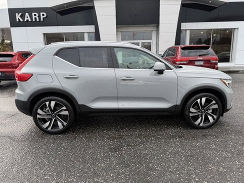 Used 2025 Volvo XC40 B5 Ultra w/ Protection Package Premier image 14