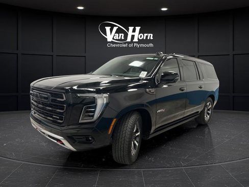 Used 2025 GMC Yukon XL AT4 Ultimate w/ LPO, Floor Liner Package AWD/4WD image 3