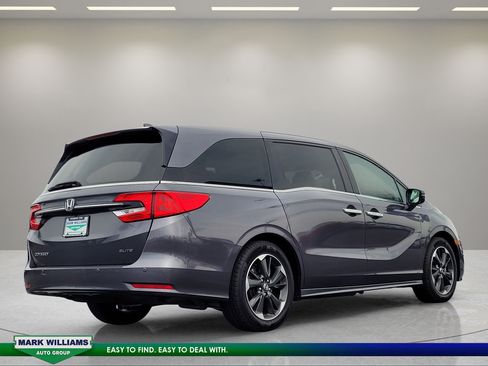 Used 2024 Honda Odyssey Elite image 4