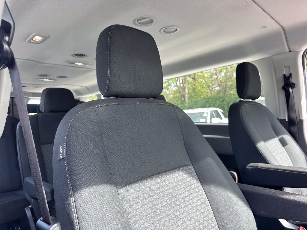 Used 2023 Ford Transit 350 XLT RWD image 26