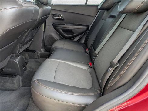 Used 2021 Chevrolet Trax LT image 18