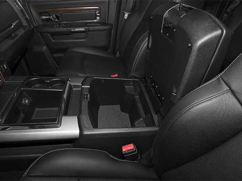 Used 2014 RAM 2500 SLT image 11