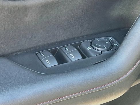 Used 2024 Chevrolet Blazer RS w/ Driver Confidence II Package FWD image 18