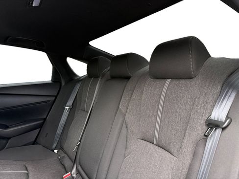 Used 2023 Honda Accord Sport image 11