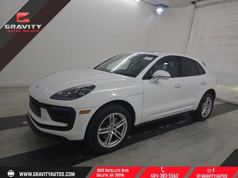 Used 2024 Porsche Macan T w/ Premium Plus Package image 1