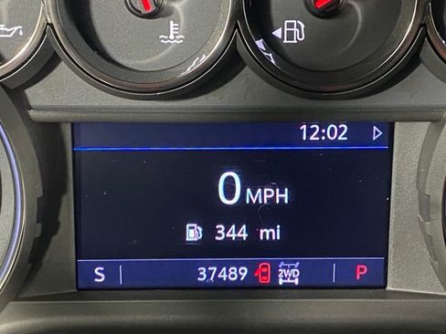 Certified 2019 Chevrolet Silverado 1500 LT w/ All-Star Edition image 17