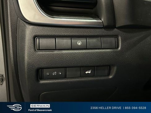 Used 2022 Nissan Rogue SV w/ SV Premium Package image 25