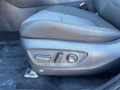 Used 2024 Toyota RAV4 XLE FWD image 13