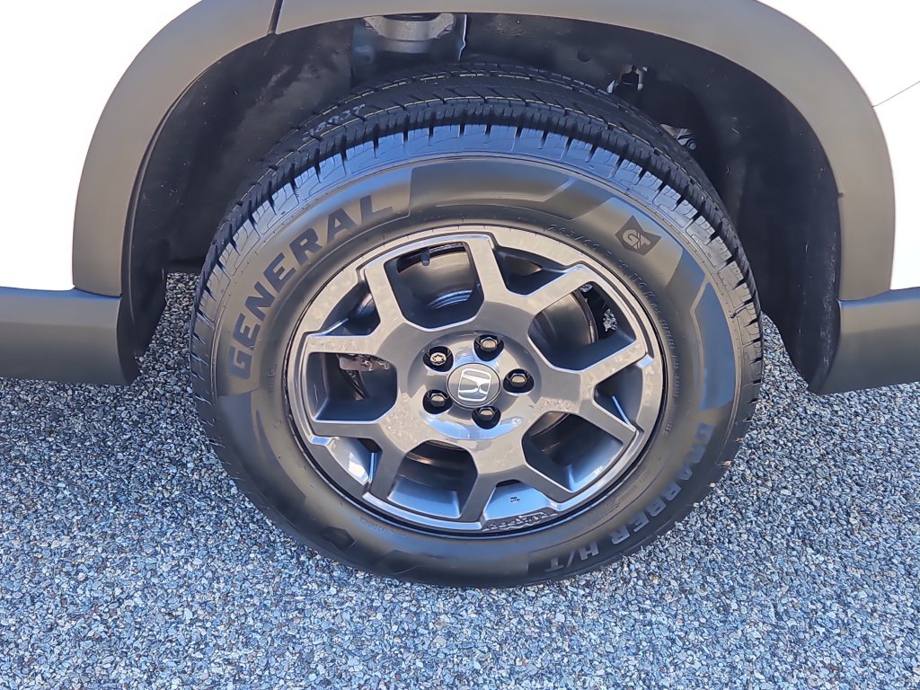 Certified 2024 Honda Pilot TrailSport image 8