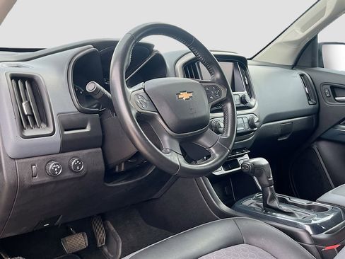 Used 2016 Chevrolet Colorado Z71 AWD/4WD image 9