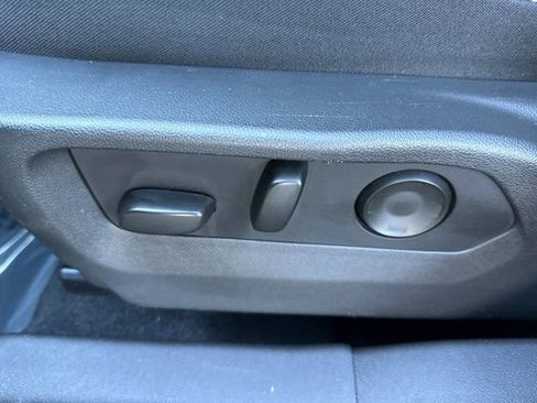 Used 2025 Buick Envision Preferred image 13