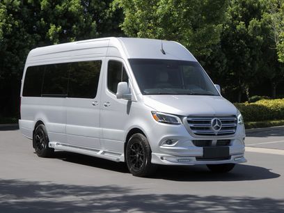 New 2024 Mercedes-Benz Sprinter 2500