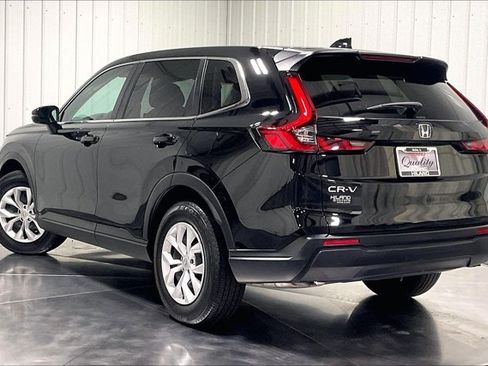 Used 2025 Honda CR-V LX image 12