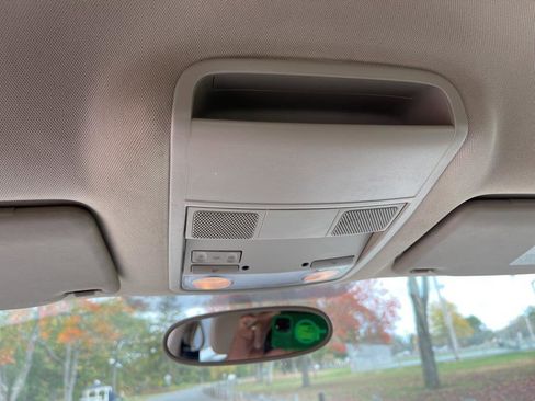 Used 2013 Volkswagen Beetle TDI image 23