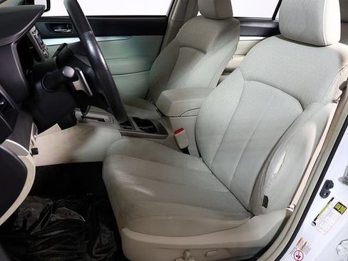 Used 2012 Subaru Legacy 2.5i Premium w/ All-Weather Pkg AWD/4WD image 4