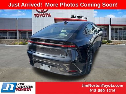 Used 2023 Toyota Prius Limited w/ Limited Premium Package image 7