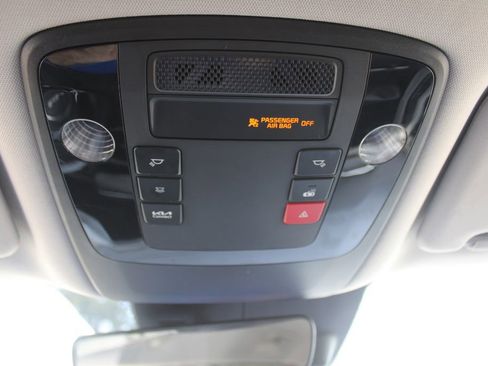 Certified 2023 Kia Carnival SX image 69