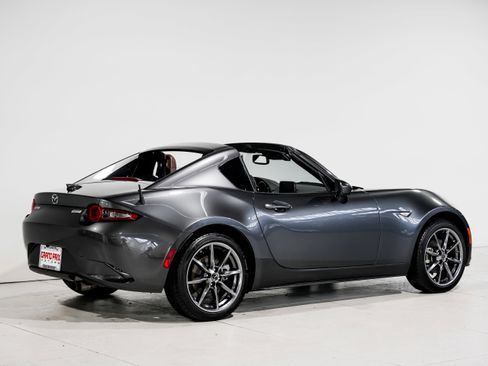 Used 2018 MAZDA MX-5 Miata RF Grand Touring image 3