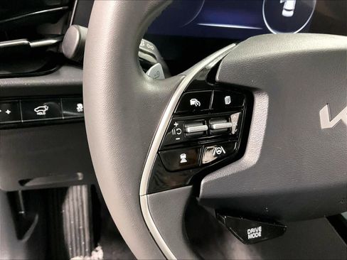 Used 2024 Kia Niro Wind image 23