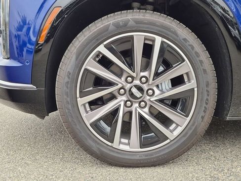 Used 2026 Cadillac Vistiq Sport AWD/4WD image 26