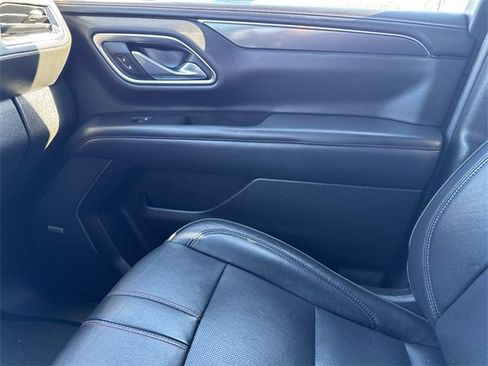 Used 2021 Chevrolet Tahoe RST w/ Luxury Package image 22