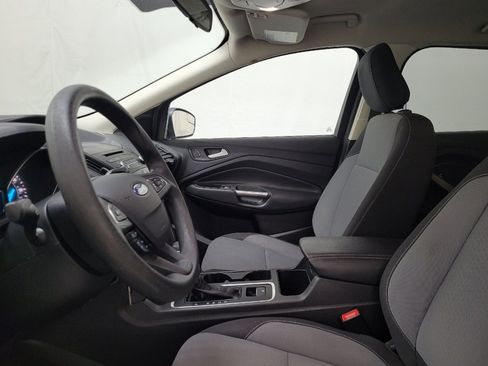 Used 2018 Ford Escape SE FWD image 17