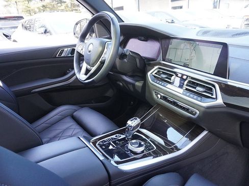 Used 2023 BMW X5 xDrive40i w/ Executive Package image 38