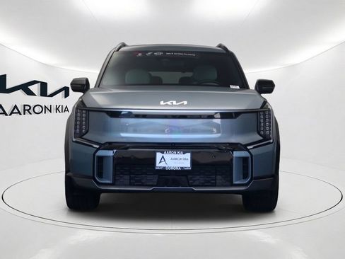 Certified 2024 Kia EV9 GT-Line AWD/4WD image 2