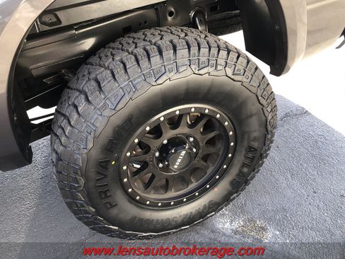 Used 2018 RAM 2500 Laramie w/ Sport Appearance Group AWD/4WD image 2