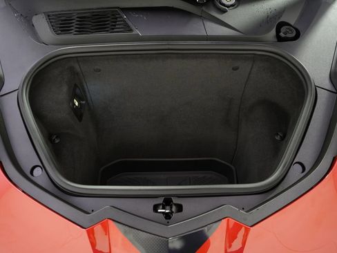 Used 2024 Chevrolet Corvette Stingray Coupe RWD image 22