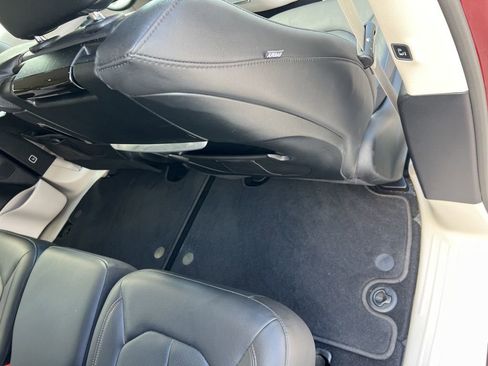 Certified 2019 Chrysler Pacifica Touring-L Plus image 34