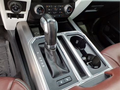 Used 2020 Ford F150 Platinum w/ Equipment Group 701A Luxury AWD/4WD image 23